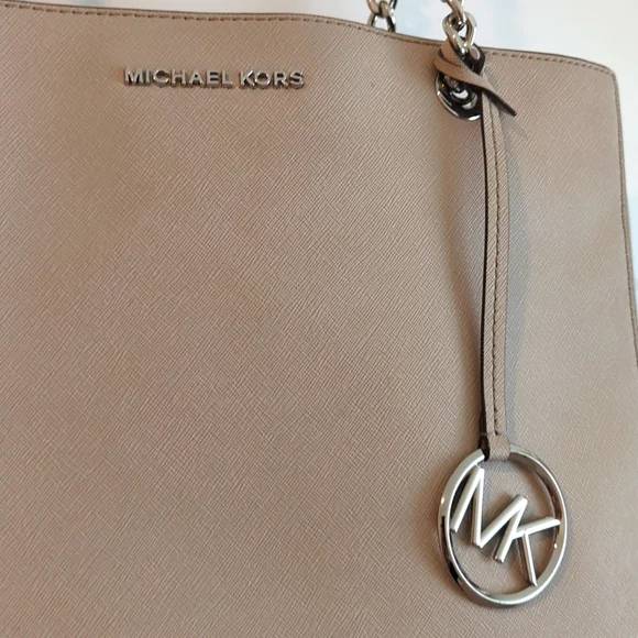 Handbag by Michael Kors 14Wx11L Strap 12L - Picture 3 of 16